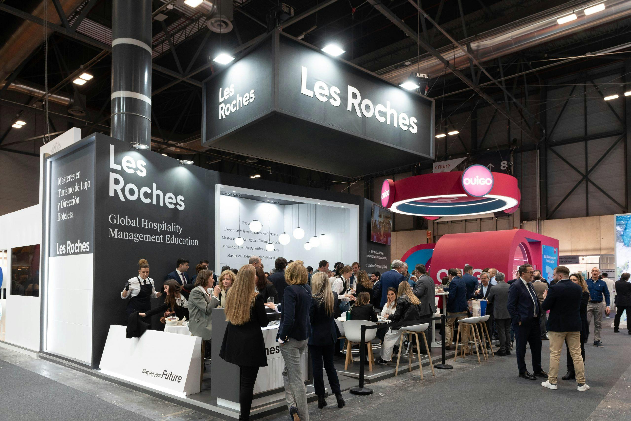 Cover Image for Les Roches and Noisy Studio | Fitur 2024